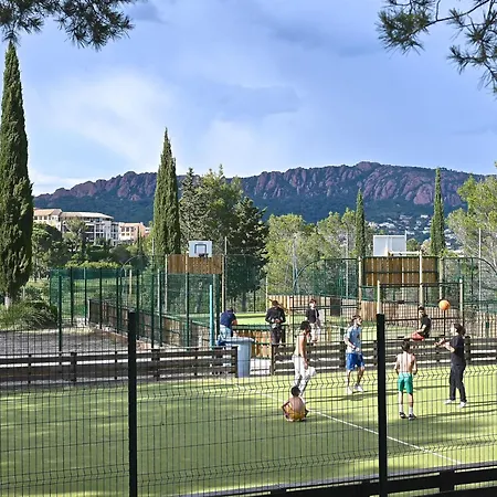 Apartamento Le Belvedere - R3 221 By Interhome