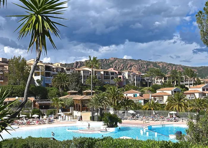 Le Belvedere - R3 221 By Interhome * Saint-Raphaël